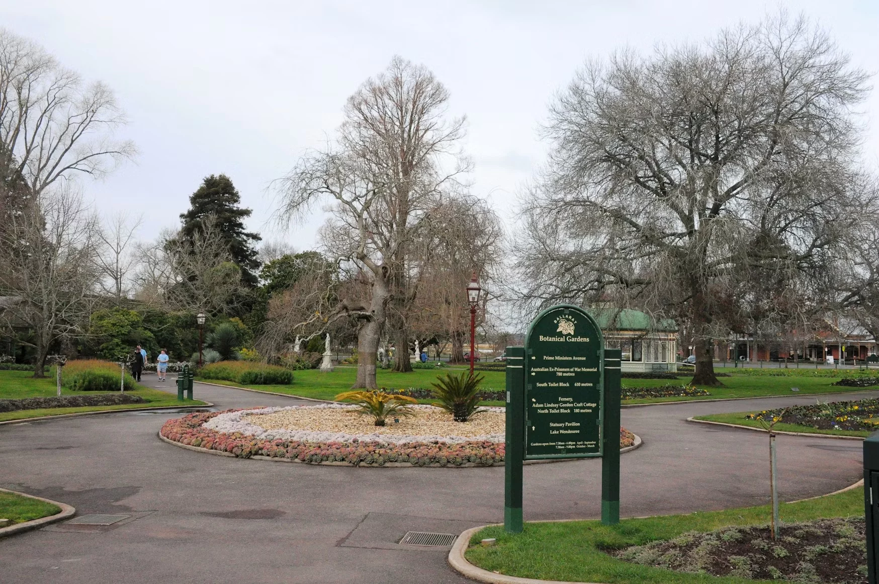 Ballarat's median house price is down from its peak. Its vacancy rate is 1.4%. Its infrastructure pipeline includes a $315M university project and a new freight hub. Is this a buying opportunity or a value trap? Here's the honest read.