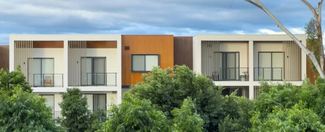 You've probably assumed a house will always outperform a townhouse. In today's greenfield estates, that assumption deserves a hard look. Property coach Aimee Templeman unpacks the townhouse stigma.